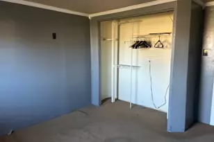 401 Billington St, Clute, TX 77531 - Photo 17