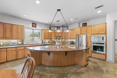 9201 Lake Forest Court N, College Station, TX 77845 - Photo 13