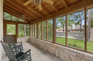 9201 Lake Forest Ct N, College Station, TX 77845 - Photo 3