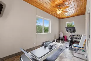 9201 Lake Forest Ct N, College Station, TX 77845 - Photo 33