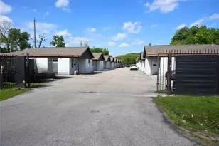 3805 Wipprecht St, Houston, TX 77026 - Photo 5