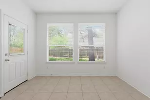 19 Aquiline Oaks Pl, The Woodlands, TX 77382 - Photo 11