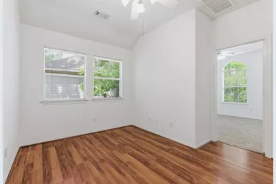 19 Aquiline Oaks Place, The Woodlands, TX 77382 - Photo 11