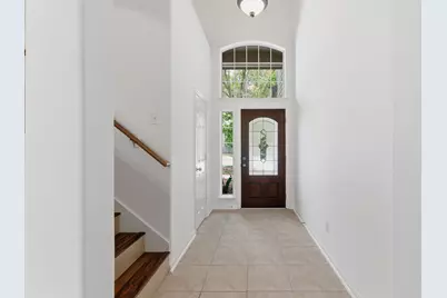 19 Aquiline Oaks Place, The Woodlands, TX 77382 - Photo 3