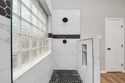 1410 Long View Drive, Pearland, TX 77581 - Photo 19