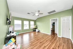 922 N Sky Dr, Houston, TX 77073 - Photo 27