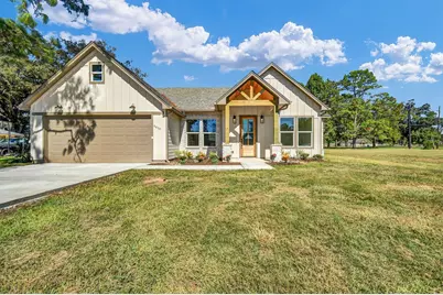 6610 Spencer Dr, Jones Creek, TX 77541 - Photo 1