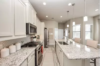 6110 Dovetail Cliff Court, Katy, TX 77493 - Photo 9