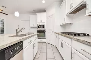 4222 Drake St, Houston, TX 77005 - Photo 11