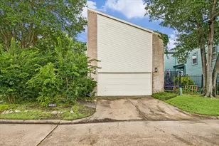 2408 Intrepid Way, League City, TX 77573 - Photo 25