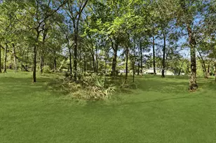 137 Co Rd 411, Dayton, TX 77535 - Photo 43