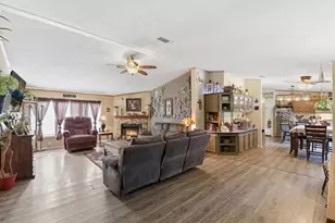 137 Co Rd 411, Dayton, TX 77535 - Photo 9