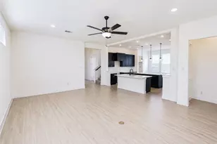 24802 Rosemallow Rdg Ln, Katy, TX 77493 - Photo 9