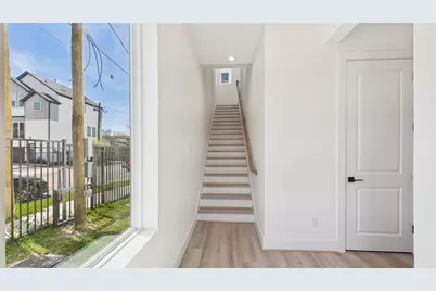 2415 Harrington Street, Houston, TX 77026 - Photo 11