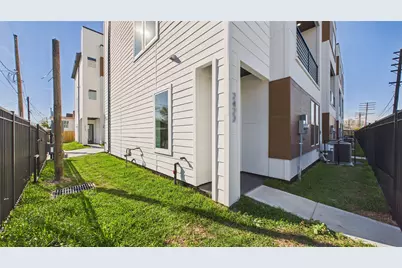 2415 Harrington Street, Houston, TX 77026 - Photo 5