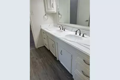 7834 Oakington Drive, Houston, TX 77071 - Photo 9