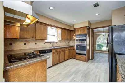 4903 Charade Drive, Houston, TX 77066 - Photo 9