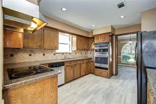 4903 Charade Dr, Houston, TX 77066 - Photo 9