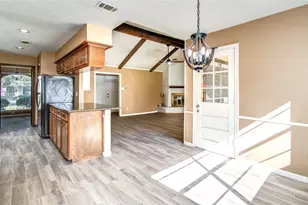 4903 Charade Dr, Houston, TX 77066 - Photo 7