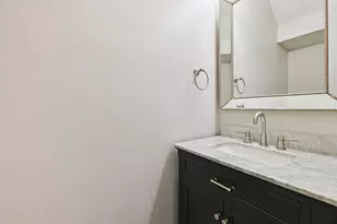 7575 Cambridge St, Houston, TX 77054 - Photo 5