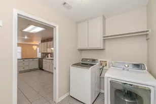 2703 Saba Ln, Port Neches, TX 77651 - Photo 11