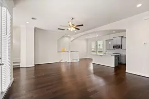 2021 Cambridge Heights Pl, Houston, TX 77045 - Photo 9