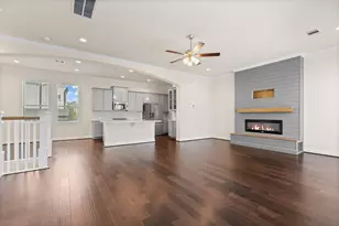 2021 Cambridge Heights Pl, Houston, TX 77045 - Photo 7
