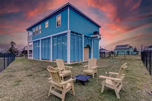 967 Bowers Ln, Crystal Beach, TX 77650 - Photo 25