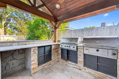2734 Triway Lane, Houston, TX 77043 - Photo 35