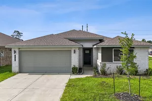 1702 Plantation Pl, Baytown, TX 77523 - Photo 1