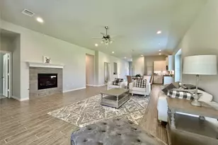 18519 Lilliput Ln, Woodbranch, TX 77357 - Photo 7
