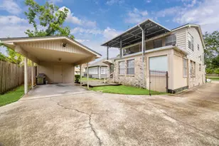 510 E Main St, Humble, TX 77338 - Photo 21