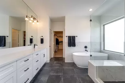 110 E 23rd Street, Houston, TX 77008 - Photo 29