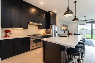 110 E 23rd St, Houston, TX 77008 - Photo 7