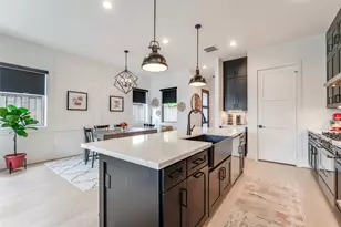 110 E 23rd St, Houston, TX 77008 - Photo 11