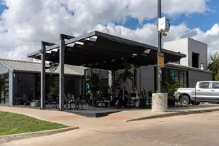 110 E 23rd St, Houston, TX 77008 - Photo 43