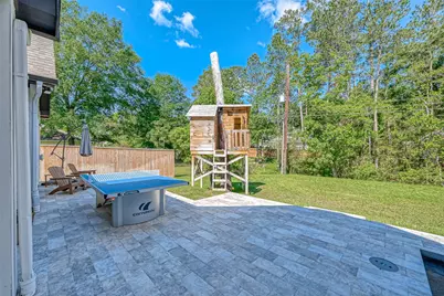2407 Chantilly Lane Lane, Conroe, TX 77384 - Photo 35