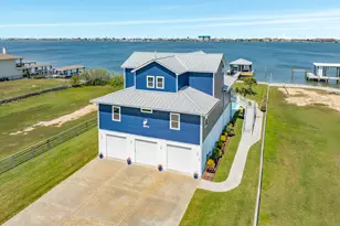 7220 Ave N 1/2, Galveston, TX 77551 - Photo 43