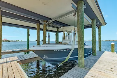 7220 Avenue N 1/2, Galveston, TX 77551 - Photo 41