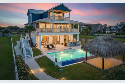 7220 Avenue N 1/2, Galveston, TX 77551 - Photo 1