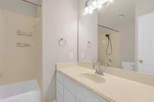13839 Placid Brook Ct, Houston, TX 77059 - Photo 21