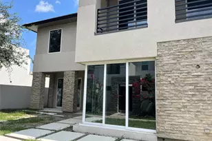 11602 Royal Parkside Pl, Houston, TX 77082 - Photo 9