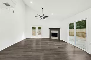 4903 Creek Shadows Dr, Houston, TX 77339 - Photo 5