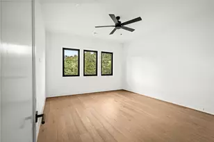710 Glen Echo Ln, Houston, TX 77024 - Photo 41