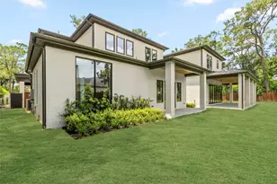 710 Glen Echo Ln, Houston, TX 77024 - Photo 47