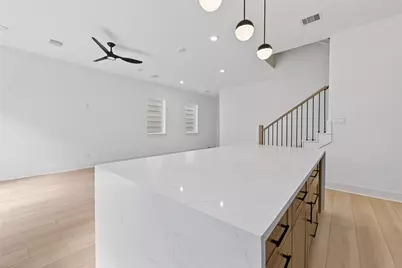 961 Highland Light Lane, Houston, TX 77091 - Photo 7