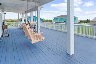 892 Melody Ln, Crystal Beach, TX 77650 - Photo 43