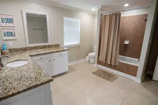 892 Melody Ln, Crystal Beach, TX 77650 - Photo 31