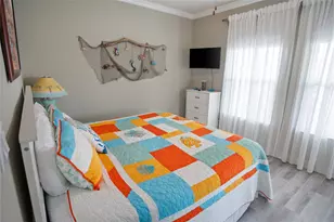 892 Melody Ln, Crystal Beach, TX 77650 - Photo 25