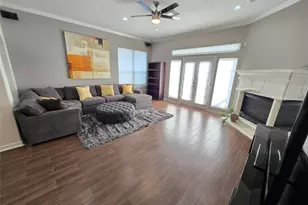 8020 Pagosa Springs Dr, Houston, TX 77040 - Photo 5